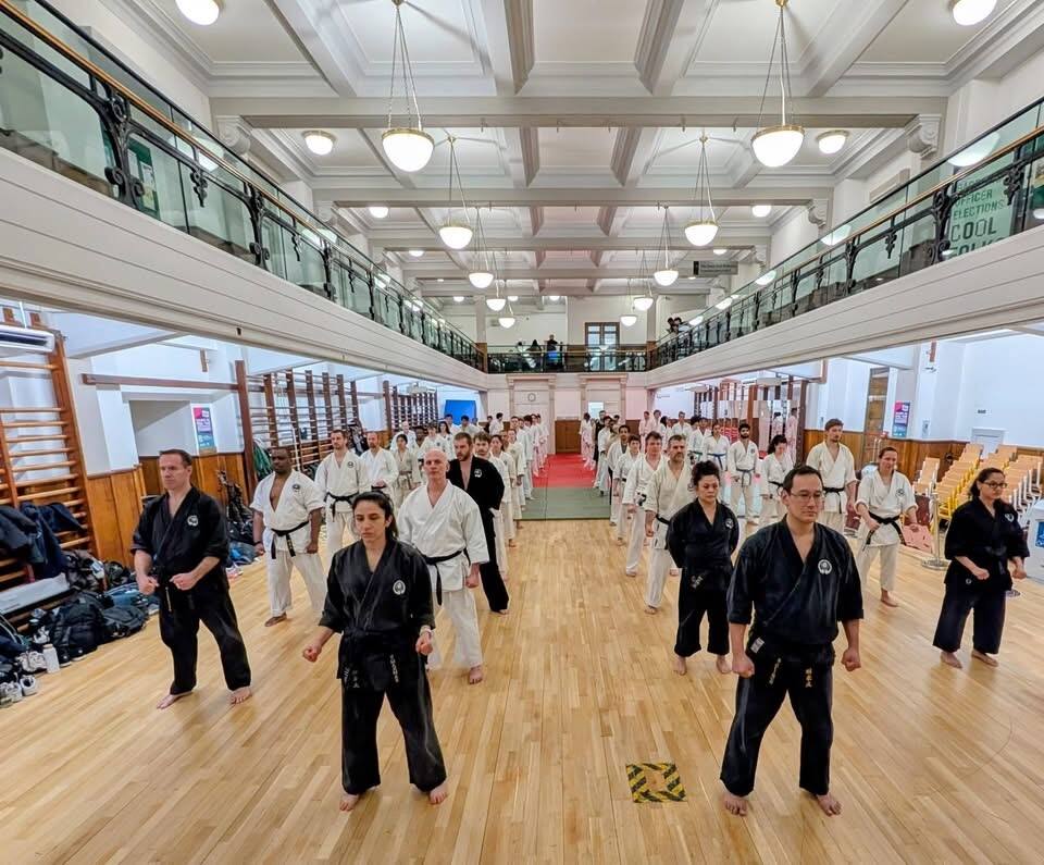 Full dojo class in session