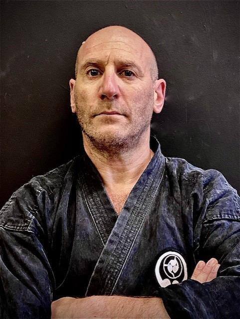 Shihan Dan Lewis